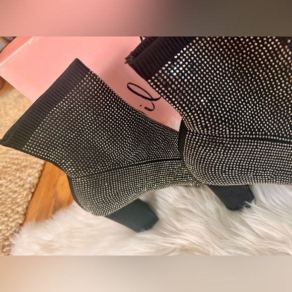 Baybe Bling Sock Booties, Created for Macy's! Size 10 M!! Wild Pair Pewter Bling - Picture 7 of 11